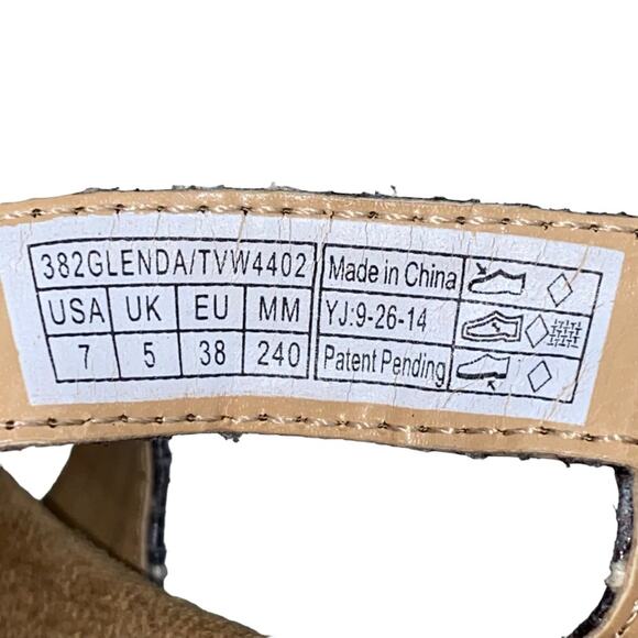 Vionic Women’s Glenda Natural Snakeskin Wedge Sandal Size US 7 - Picture 9 of 11